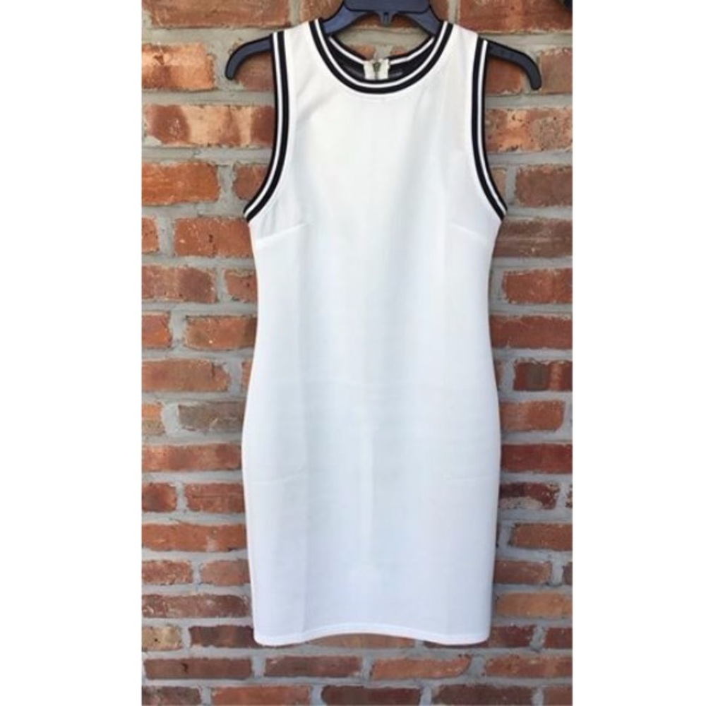 Forever 21 white and black midi dress